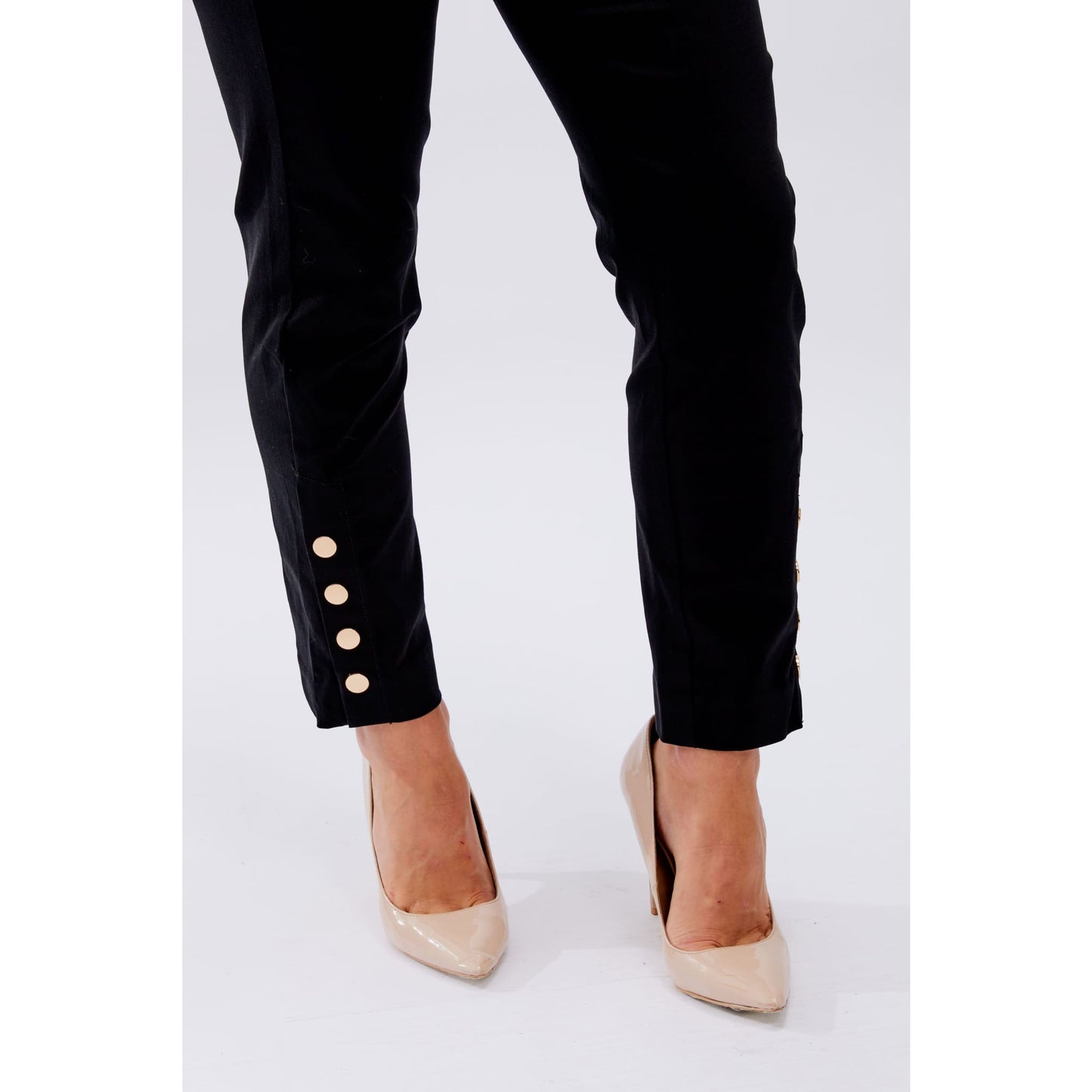 Frank Lyman - 246244U BUTTON DETAIL SLIM LEG PANTS