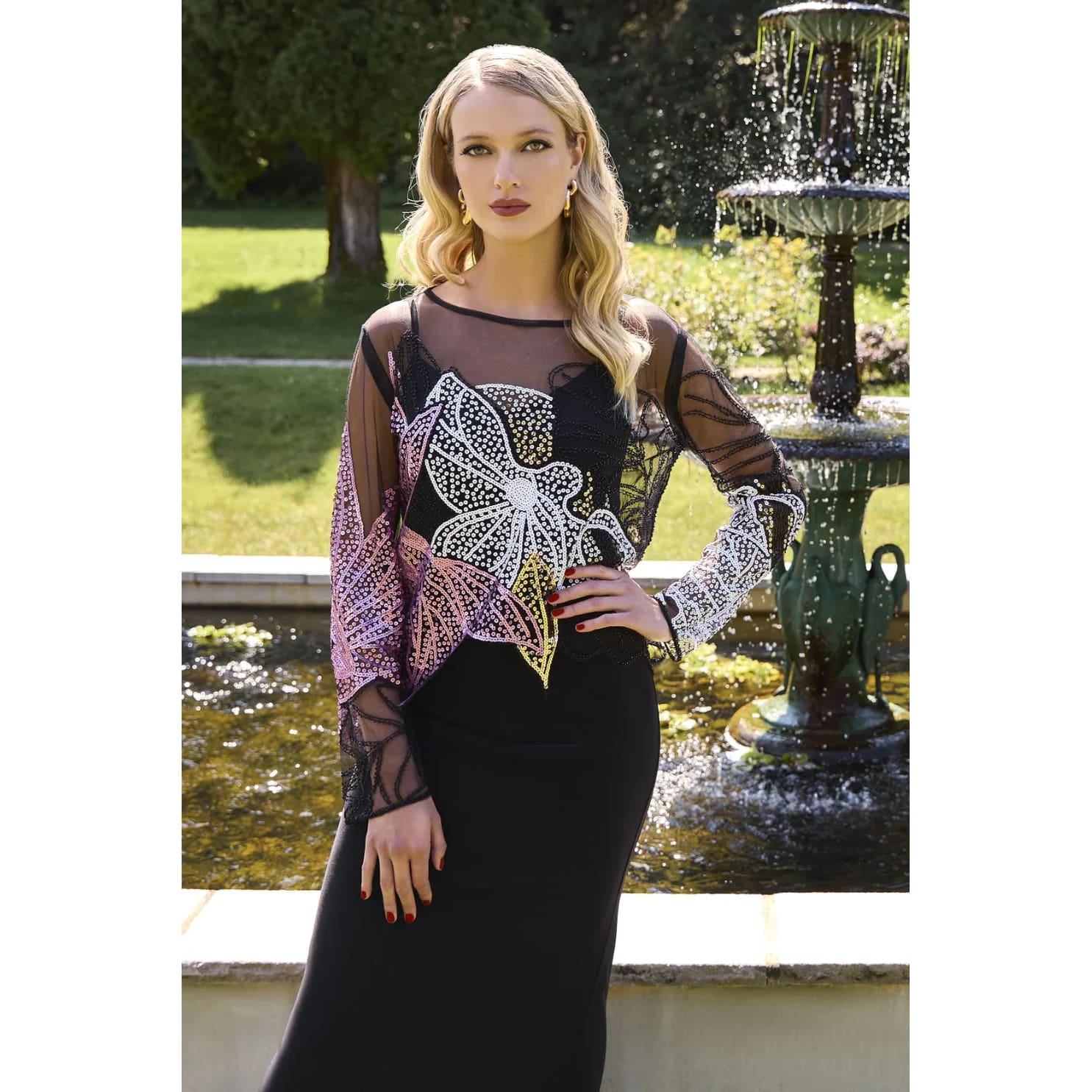 Frank Lyman - 248217U EMBELLISHED FLORAL SEQUIN TOP - Tops