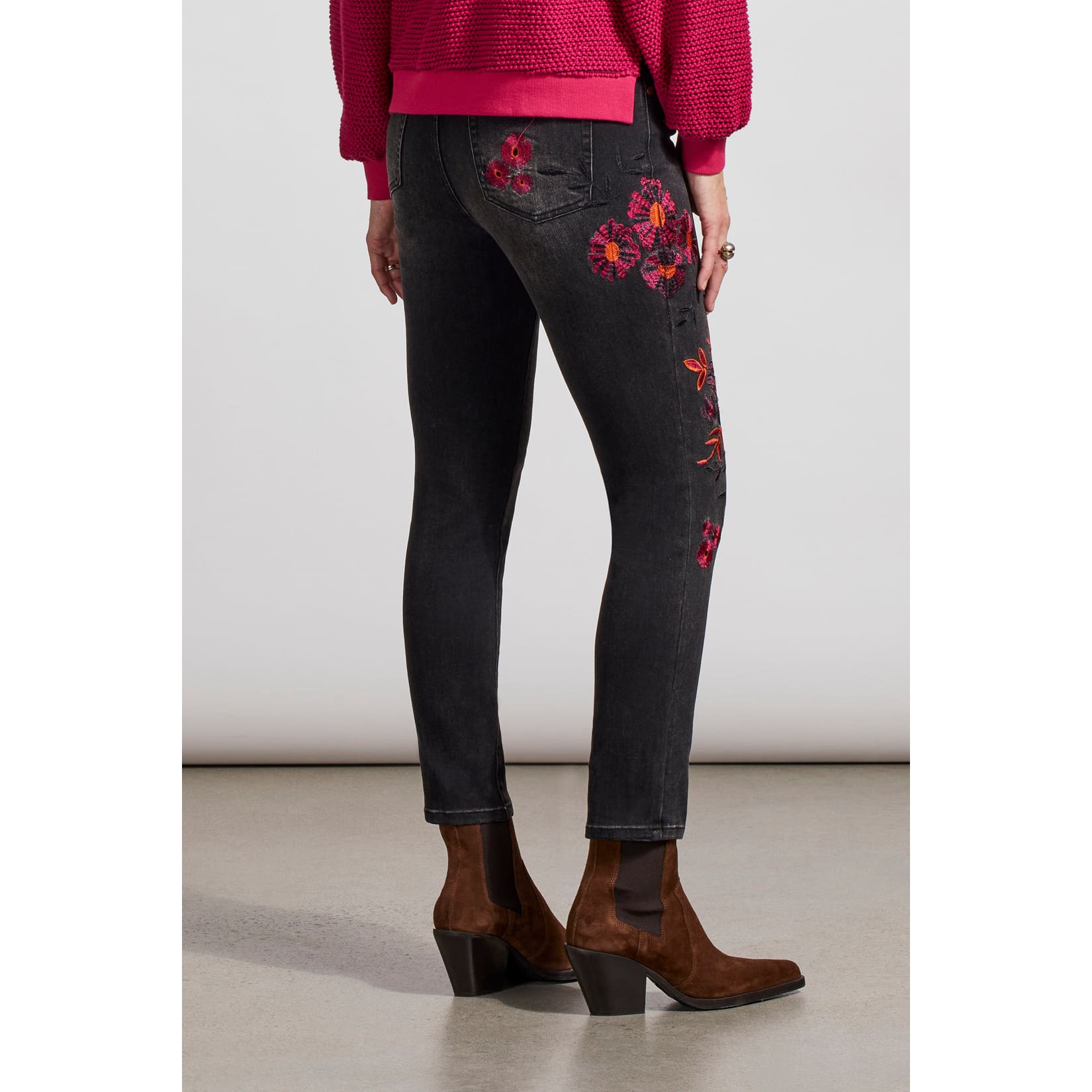 Tribal - 7999O-292 AUDREY EMB. HUGGING SLIM - DUSTY BLACK - Pants